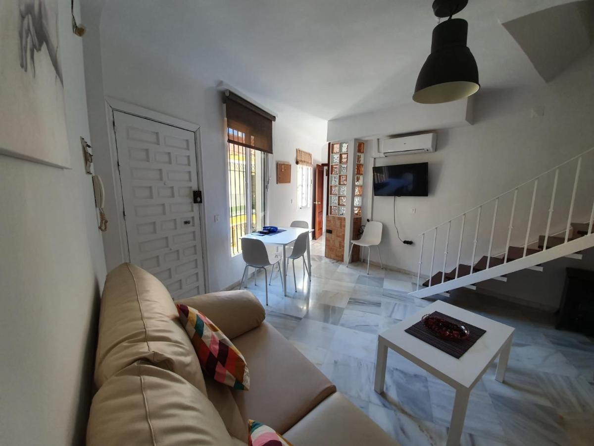 Appartement Duplex With Terrace Santa Rufina à Séville Extérieur photo