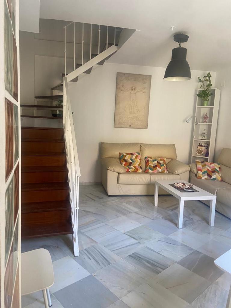 Appartement Duplex With Terrace Santa Rufina à Séville Extérieur photo
