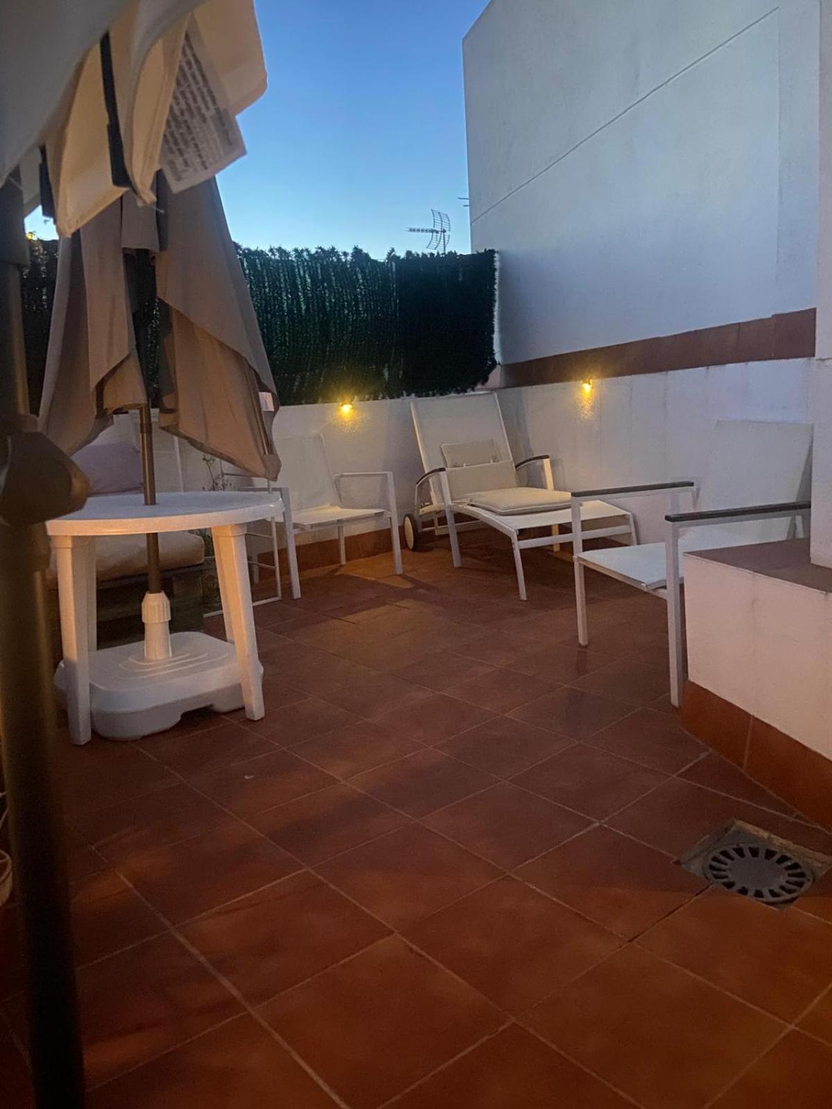 Appartement Duplex With Terrace Santa Rufina à Séville Extérieur photo