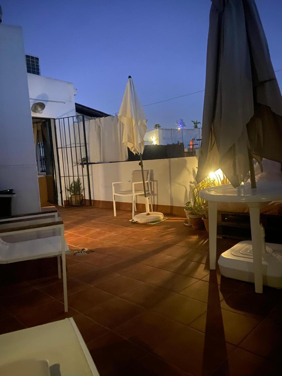 Appartement Duplex With Terrace Santa Rufina à Séville Extérieur photo